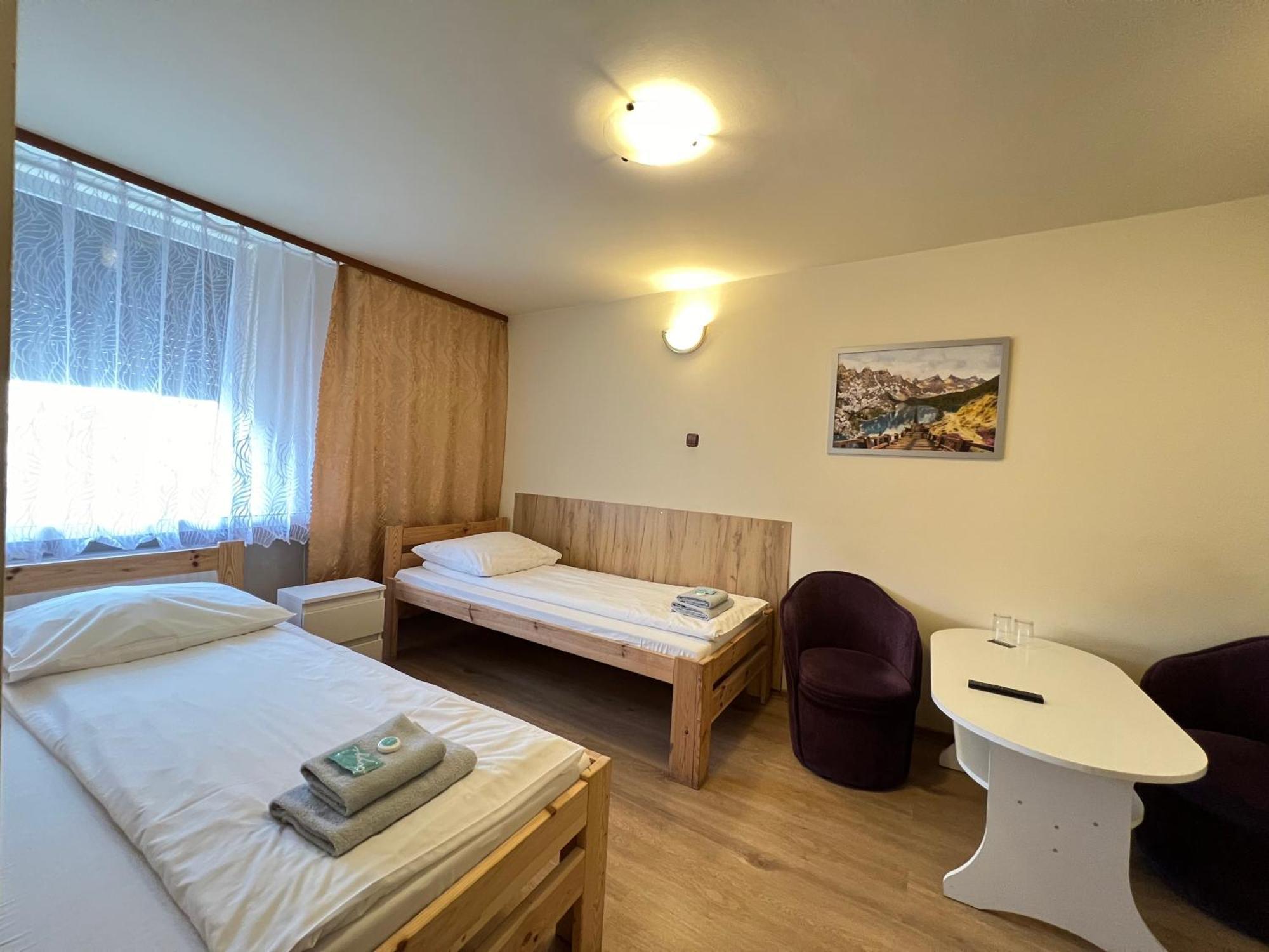 Etna - Hostel -Noclegi 제수프 외부 사진