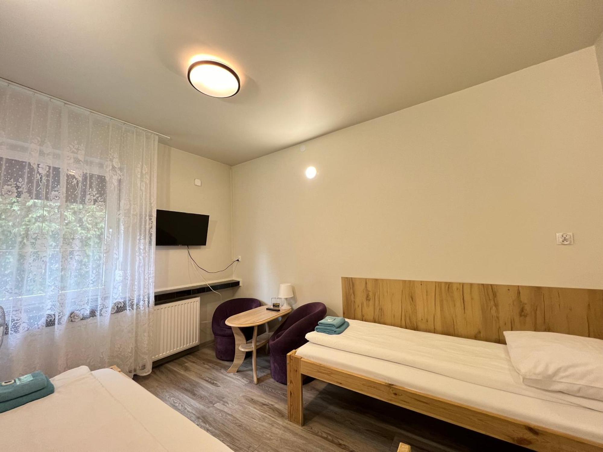 Etna - Hostel -Noclegi 제수프 외부 사진