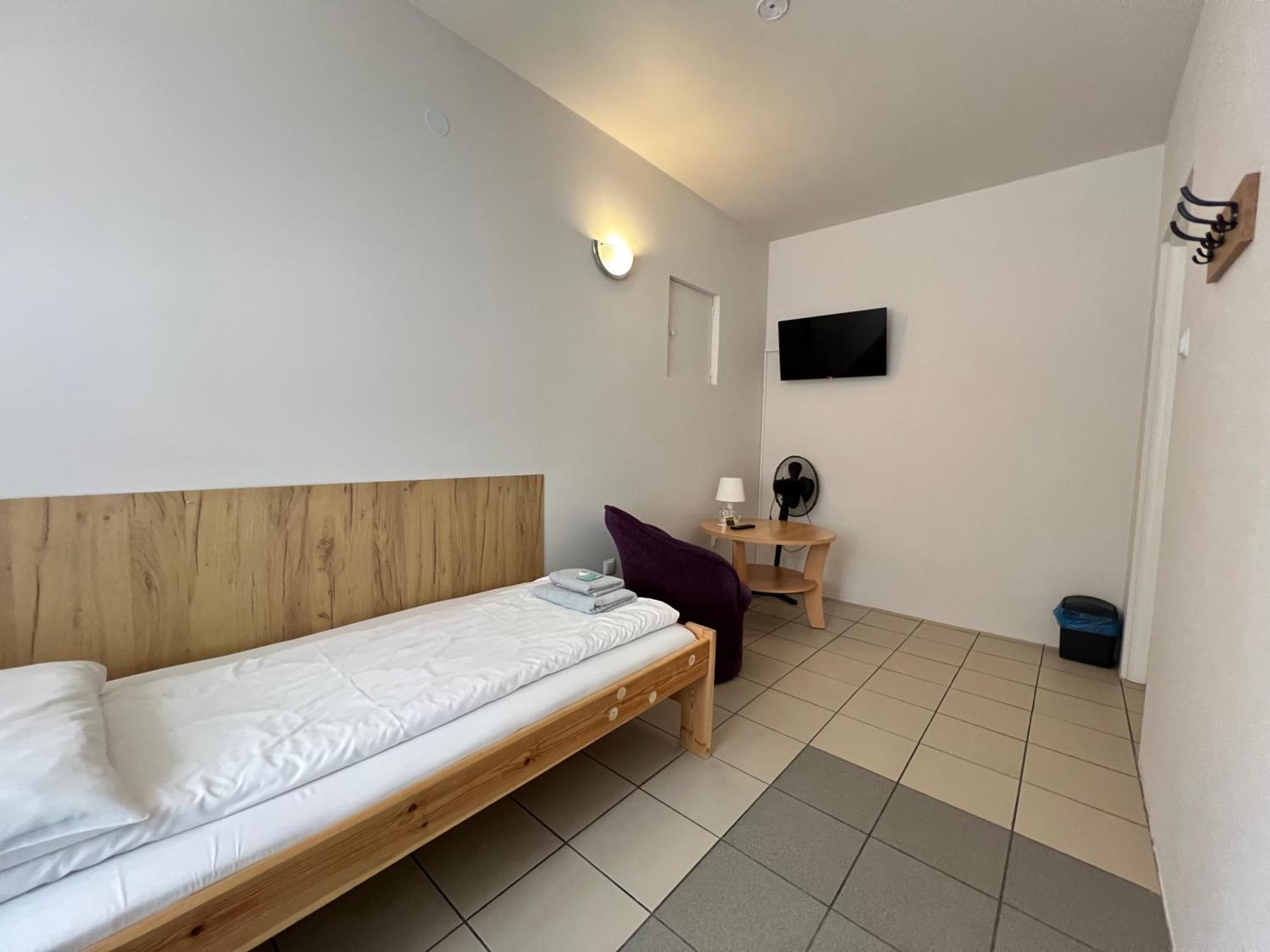 Etna - Hostel -Noclegi 제수프 외부 사진